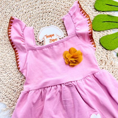  Vestido com Flores - Rose e Caramelo